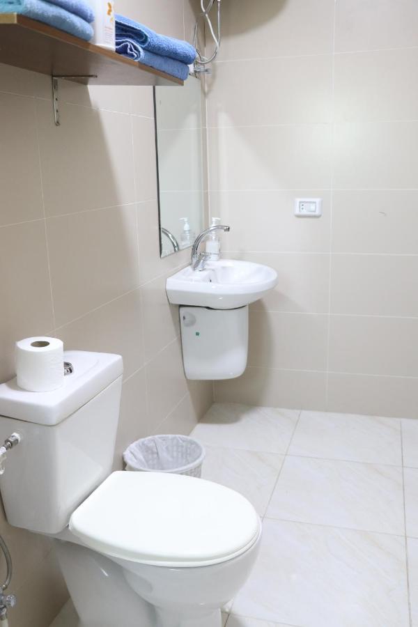 Faraseen Apartments Al Qastal Dış mekan fotoğraf